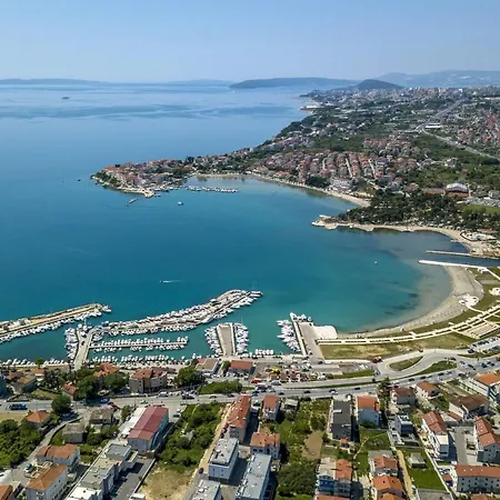 Apartment With A Parking Space Podstrana, Split - 17644 Podstrana